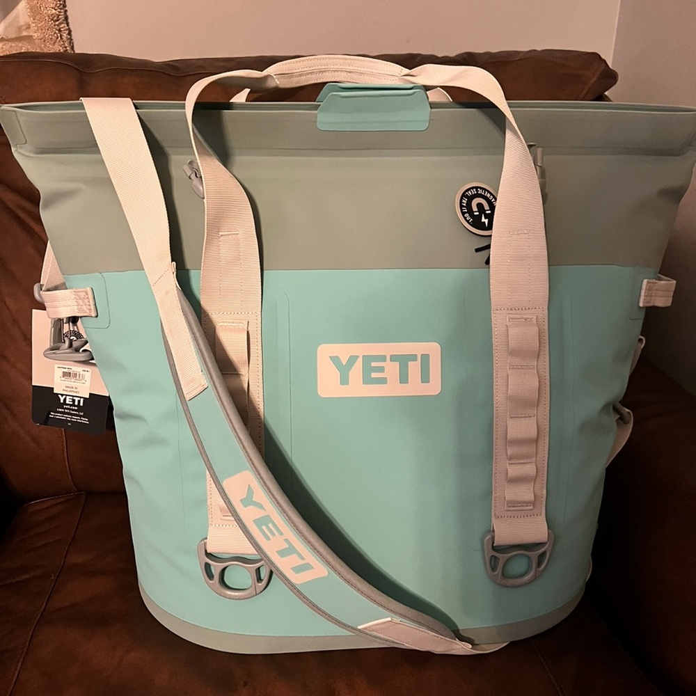 Yeti hopper M30 NWT